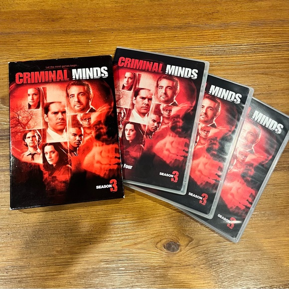 Criminal Minds Seasons 2,3&4 - Picture 5 of 7